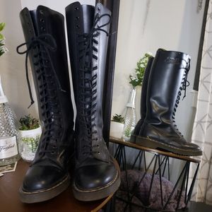 Vintage 20 Eye Dr. Martens